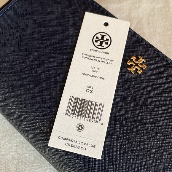 New, emerson wristlet zip continental wallet - Picture 12 of 12